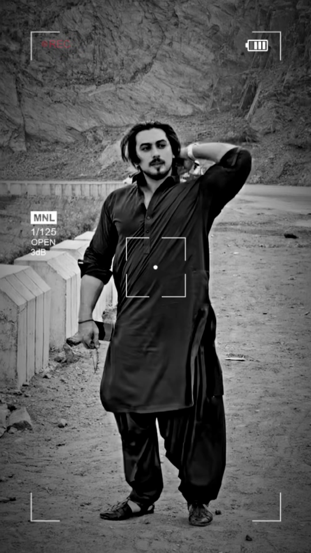 @daniyalkhan__7