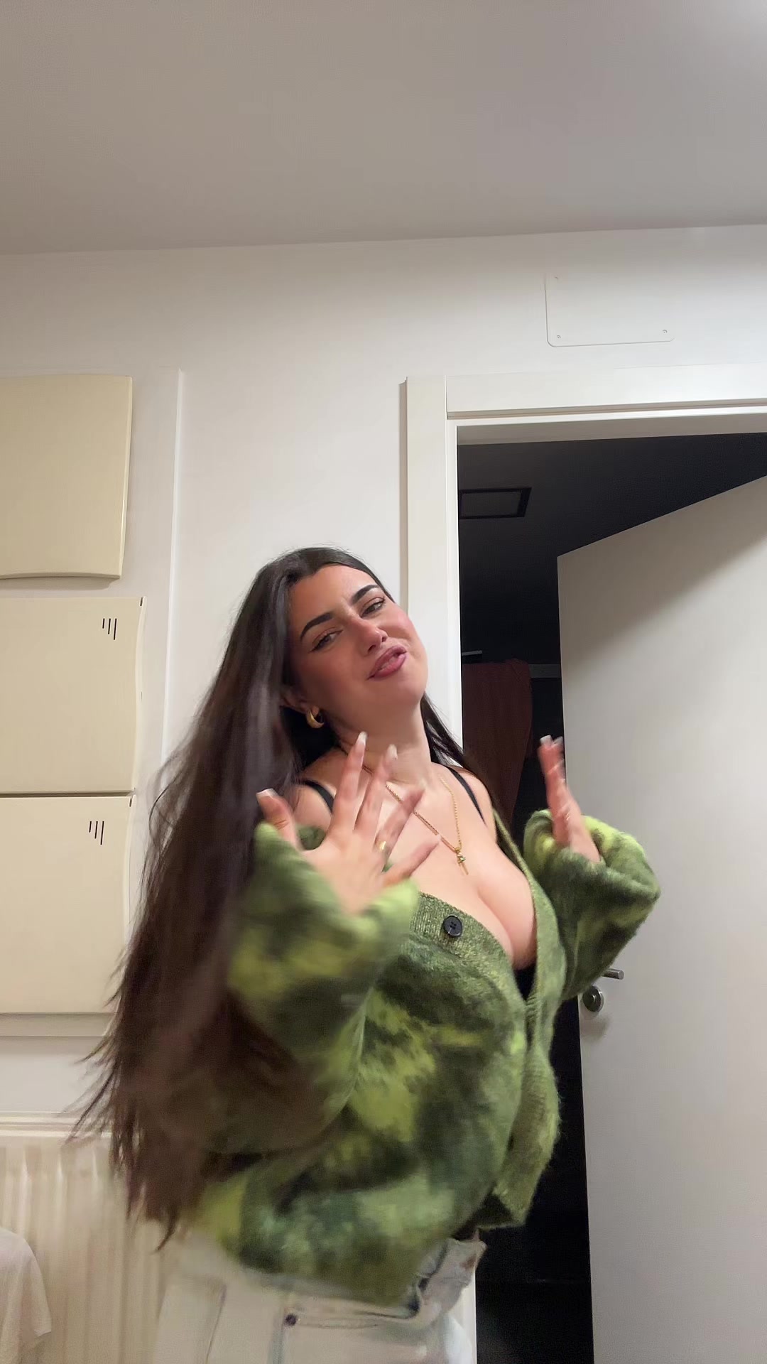 @ST