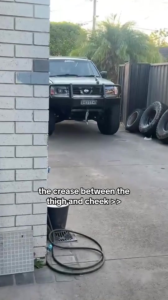 @aarons.nav