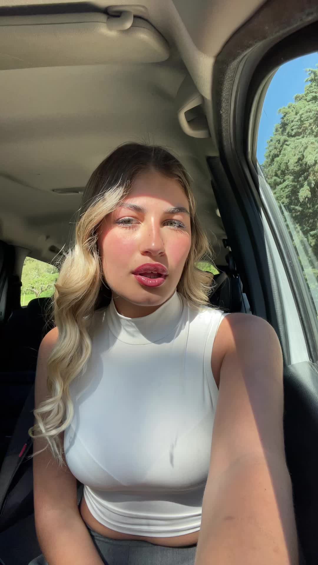 @ella