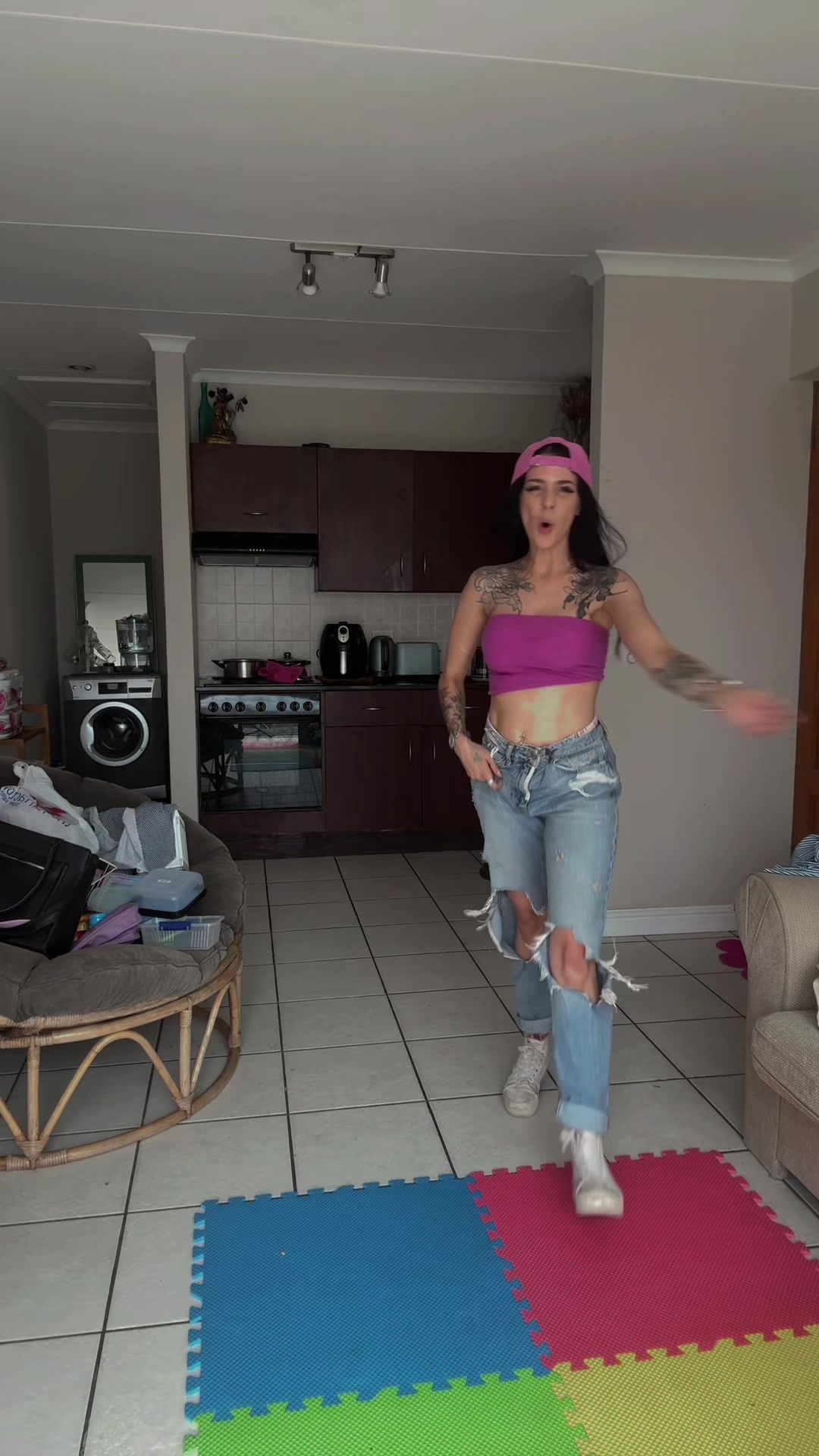 @𝐋𝐀𝐔𝐑𝐄𝐍 𝐏𝐑𝐎𝐕𝐀𝐍