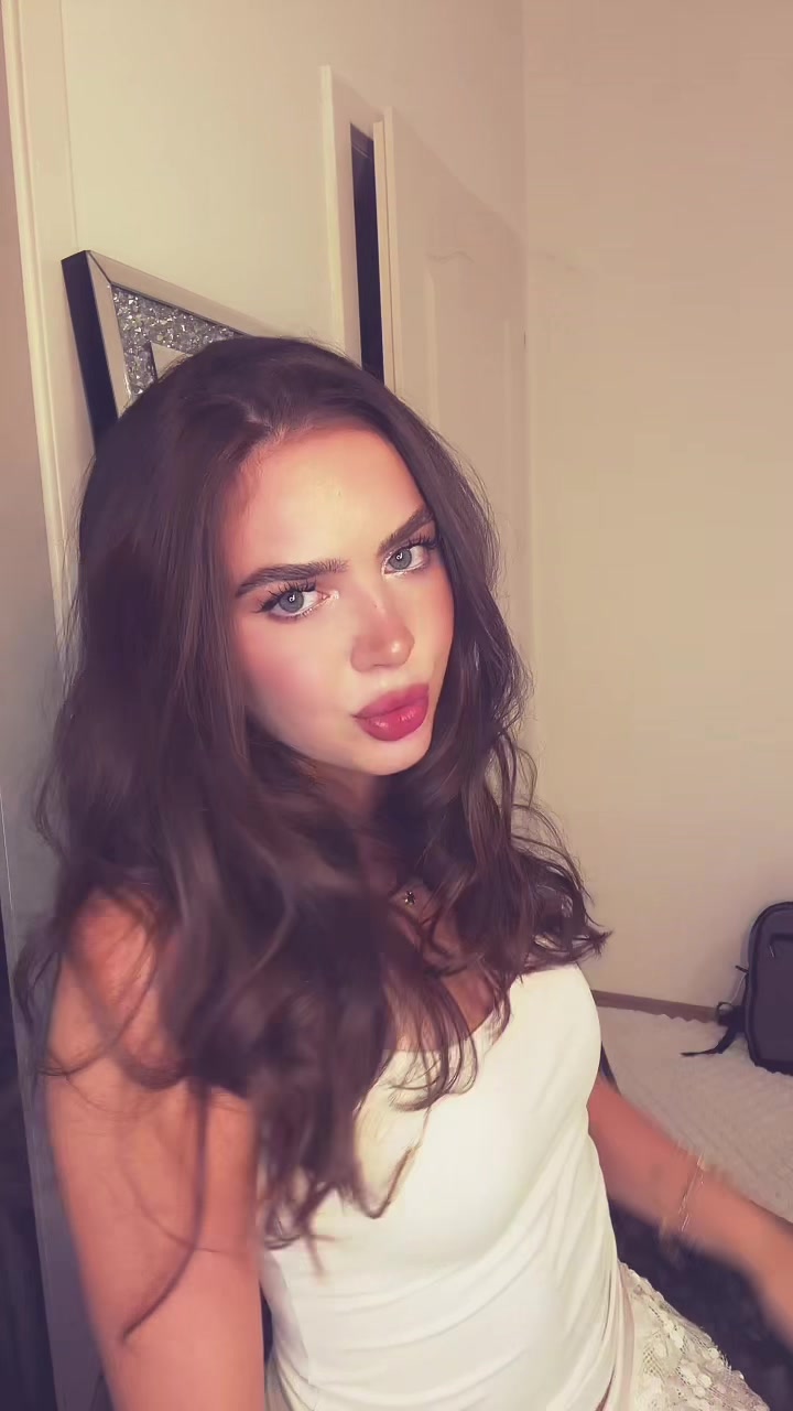 @Laura