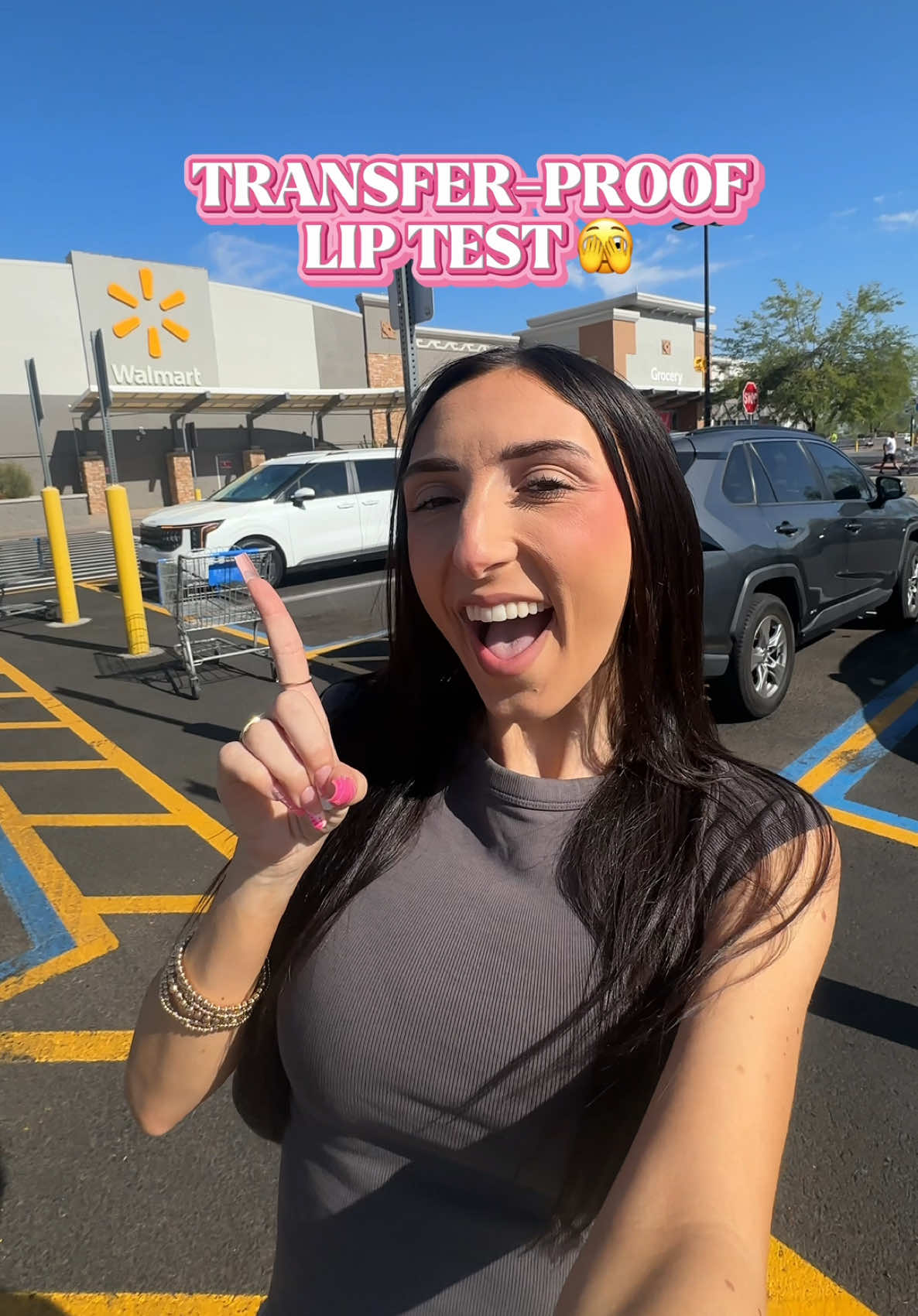 @ItsAlexisSimone