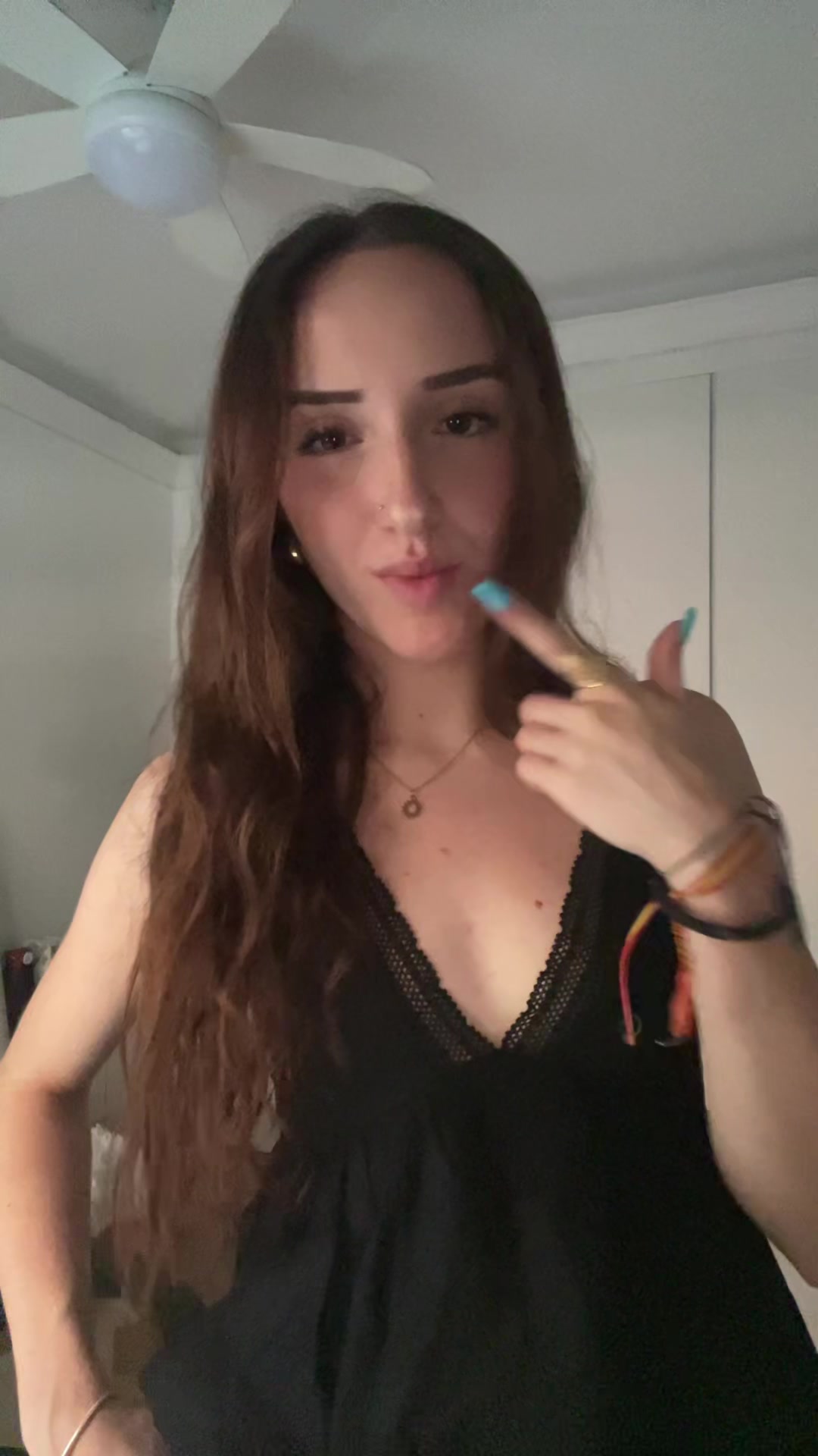 @ainaritaa