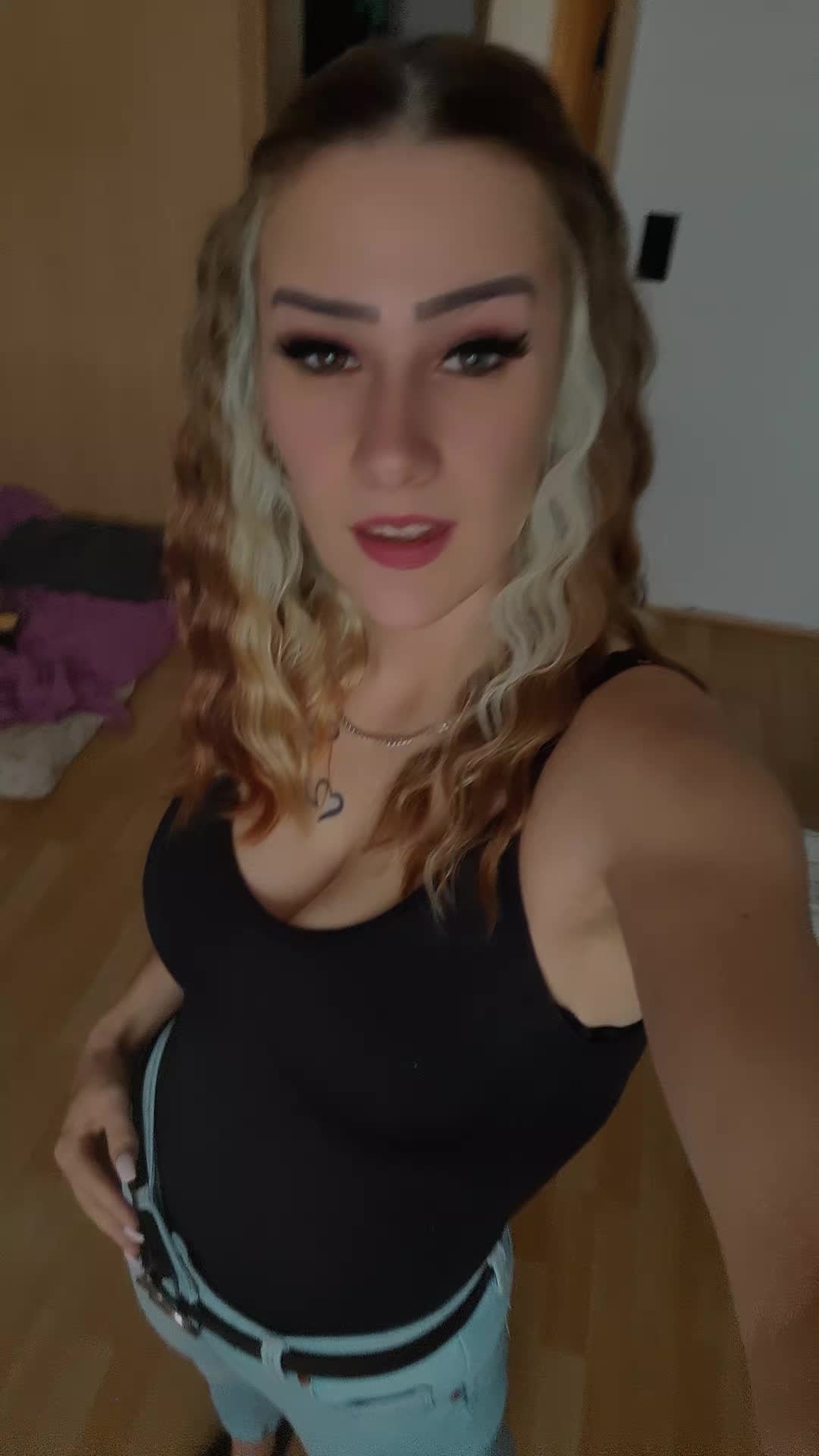 @Kiimii_x3