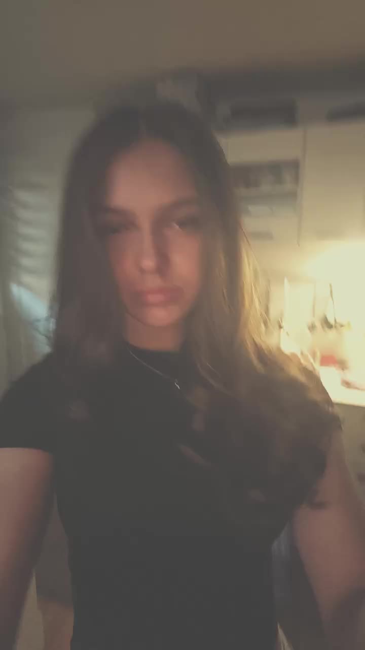 @𝐬𝐞𝐥𝐢𝐧𝐚