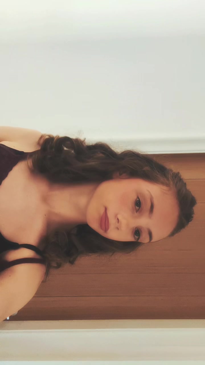 @𝐚𝐢𝐥𝐚 ❦