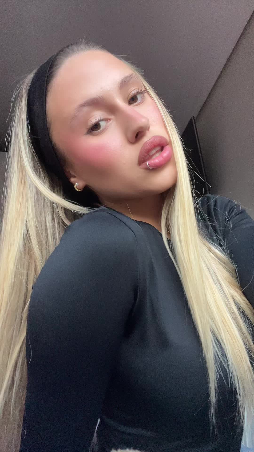 @ingridalvarez