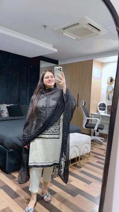 @Amber khan🥀