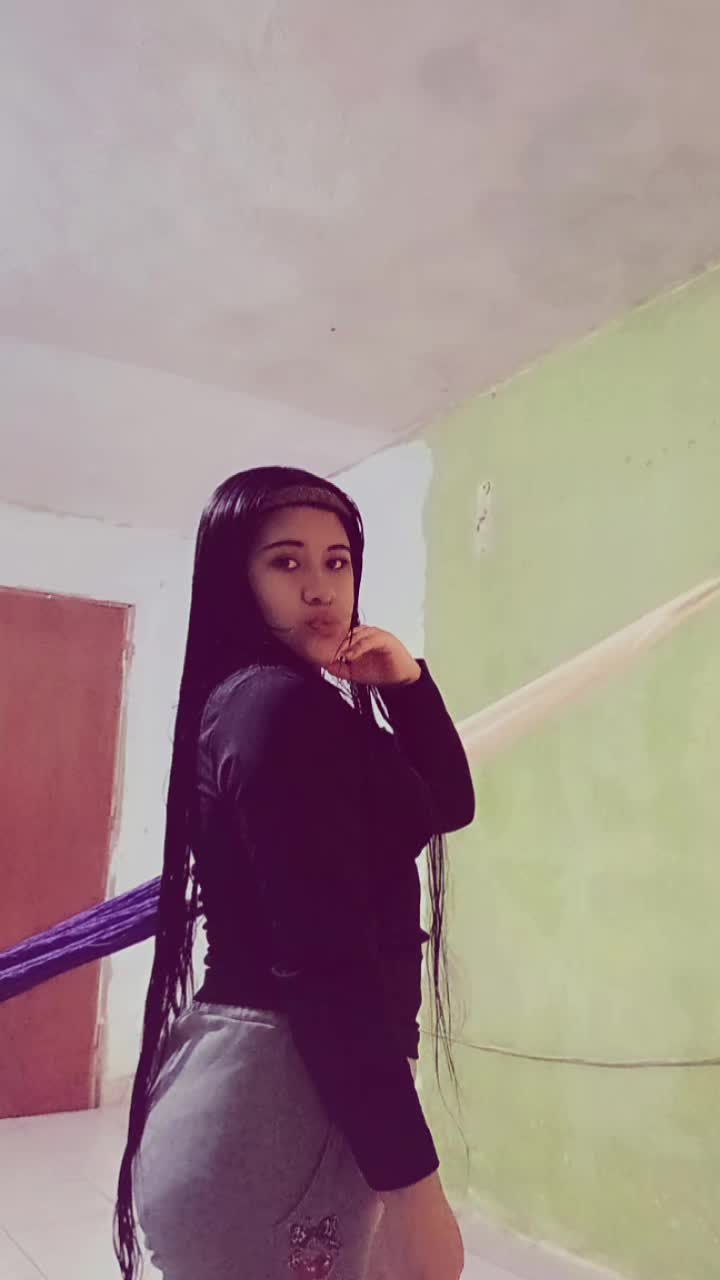 @yuli ruiz