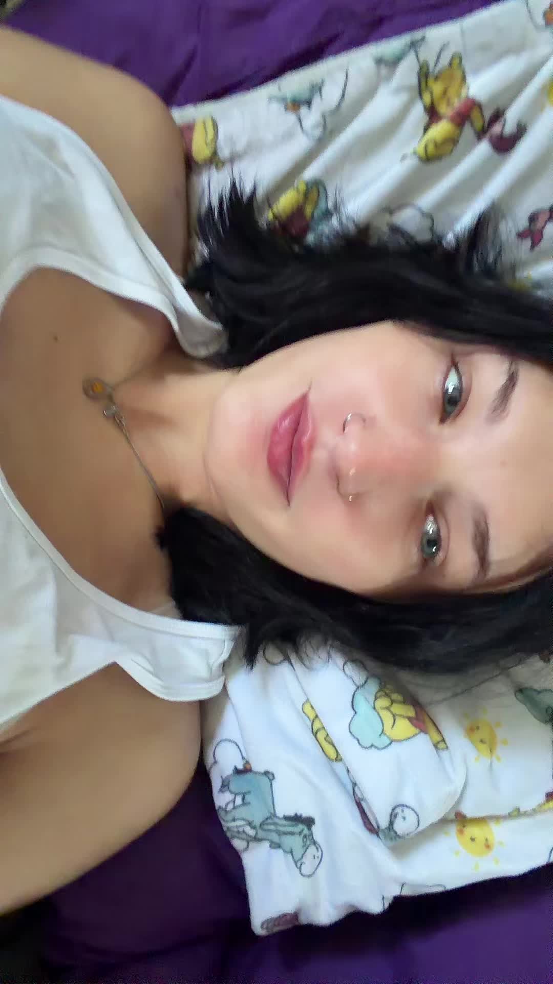 @Thebluechickennugget