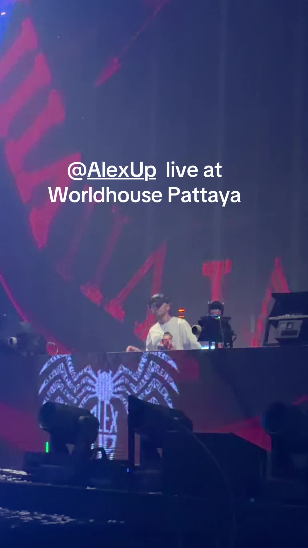 @TECHNO GRANDAD