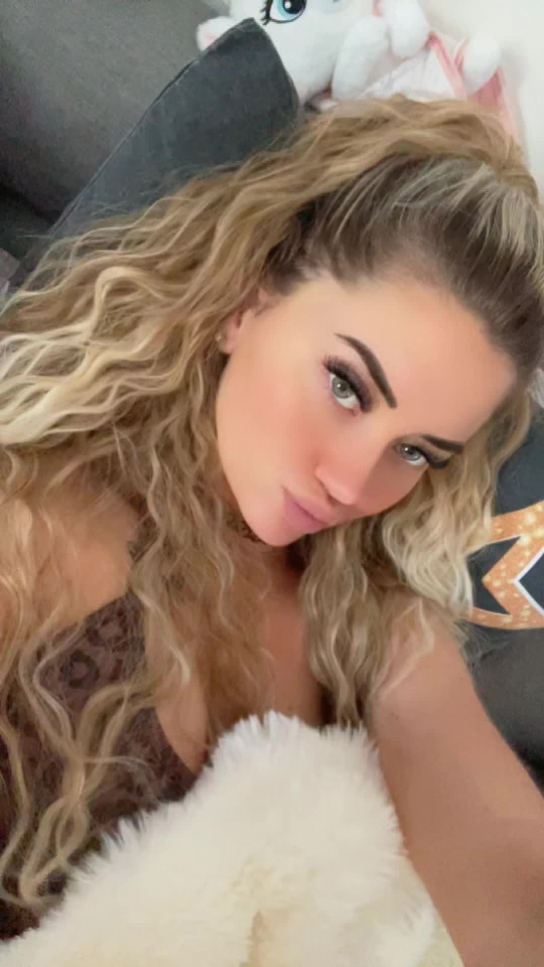 @Camélia🧚🏼♀️