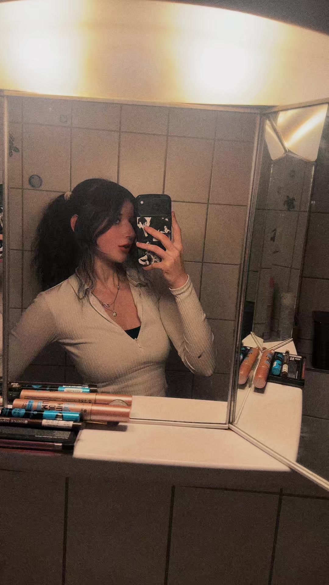 @Isy.lxna