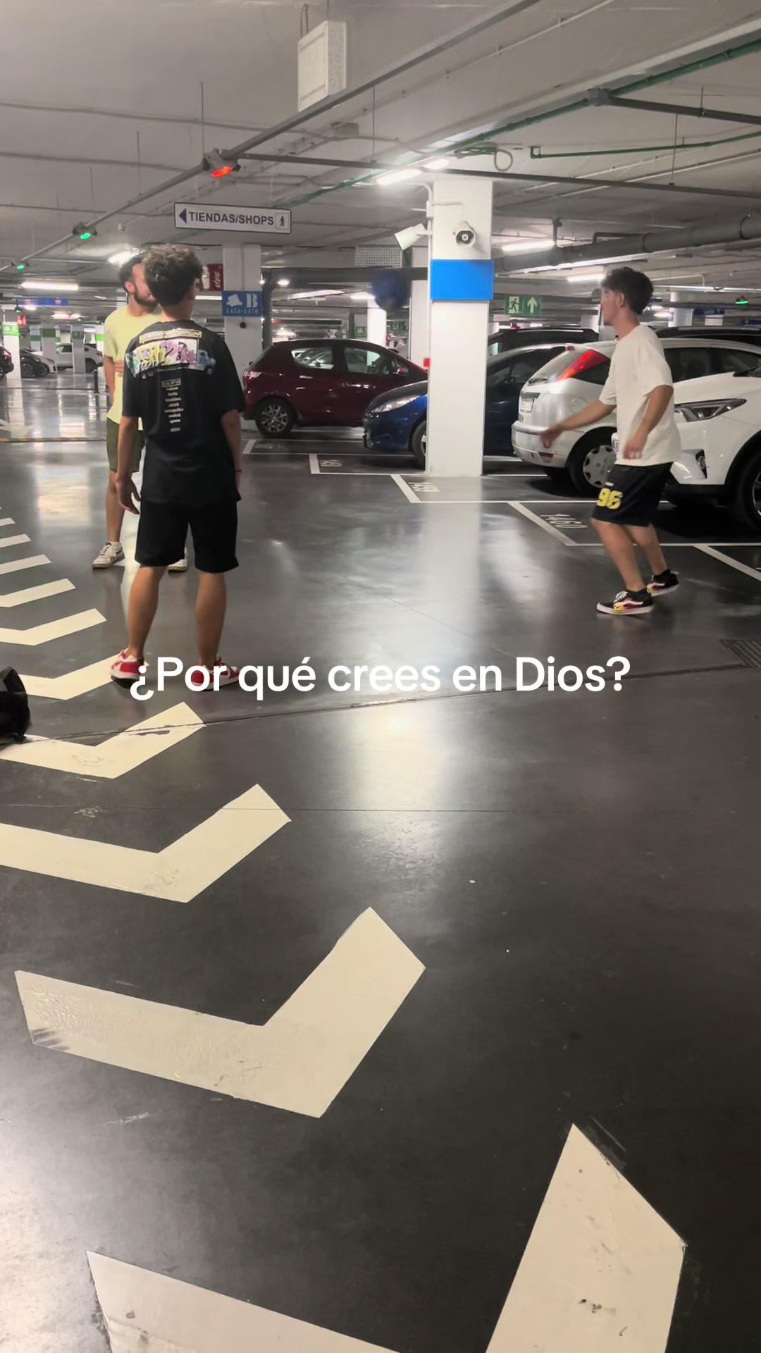 @Moi
