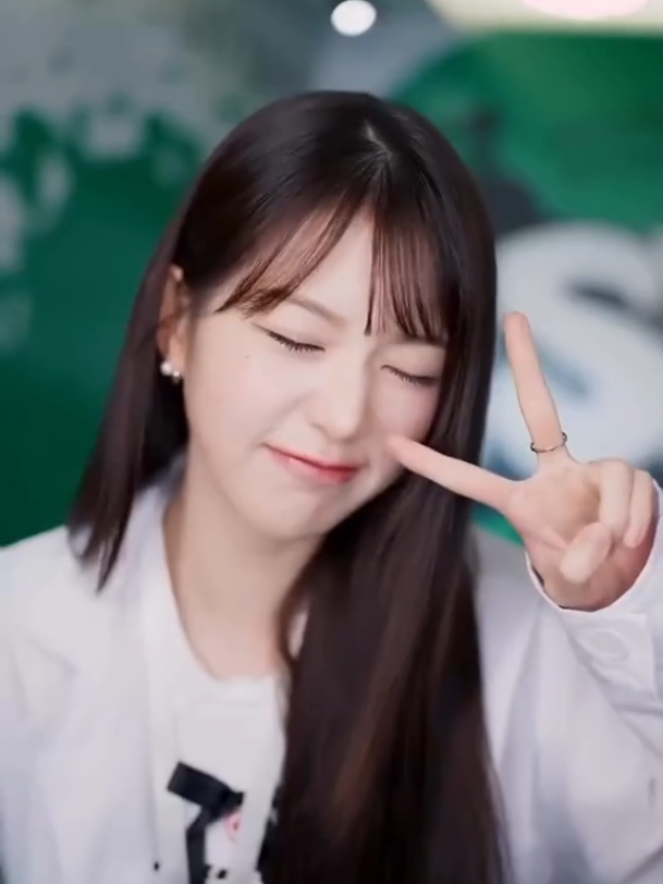 @Jang Wonyoung [장원영] 🐰