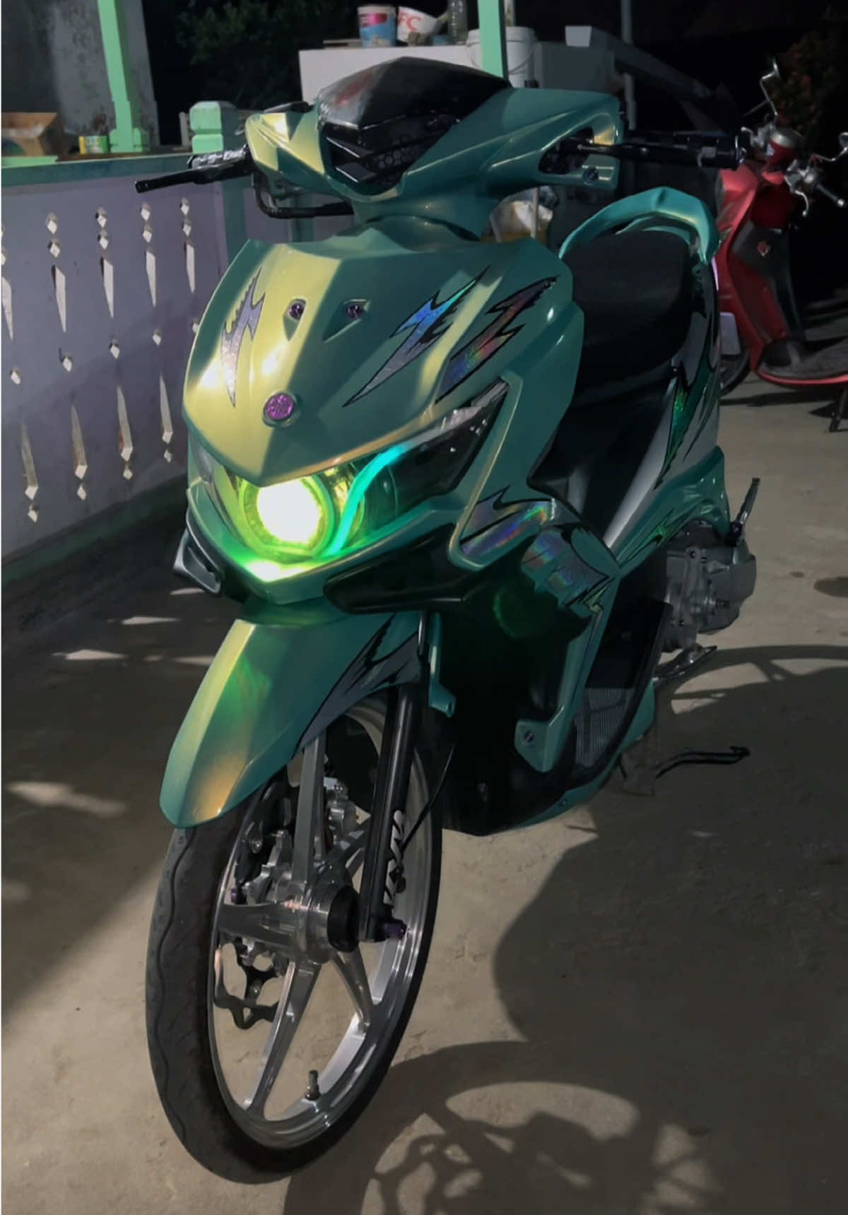 @Xenzy🇻🇳