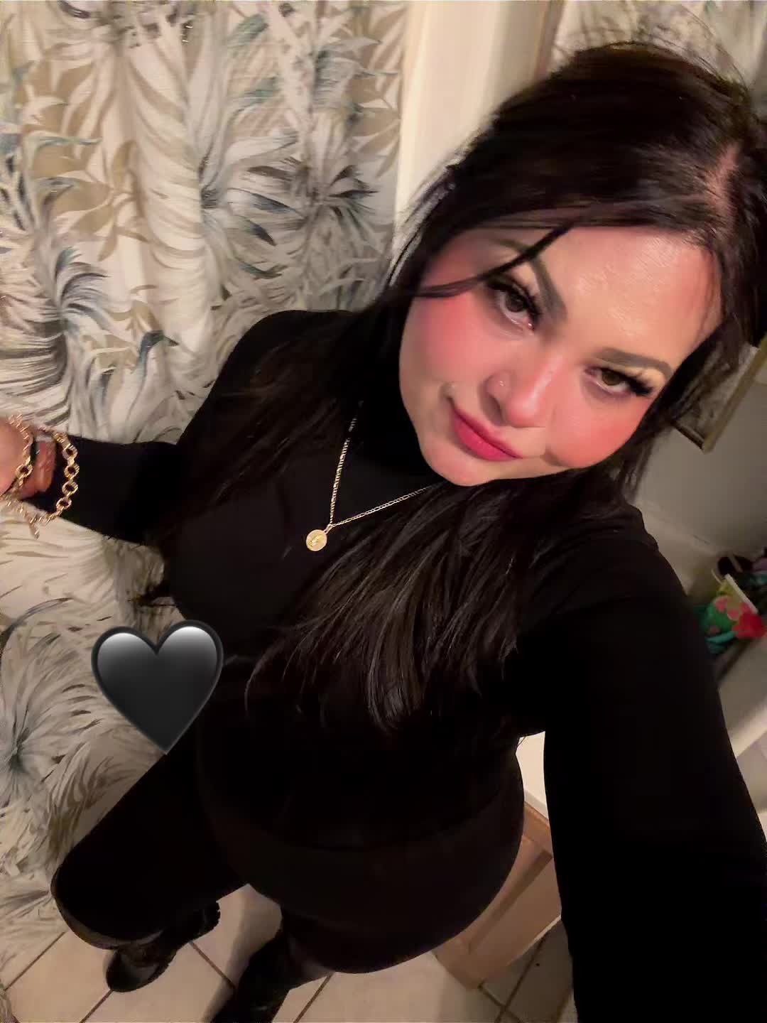 @Ana