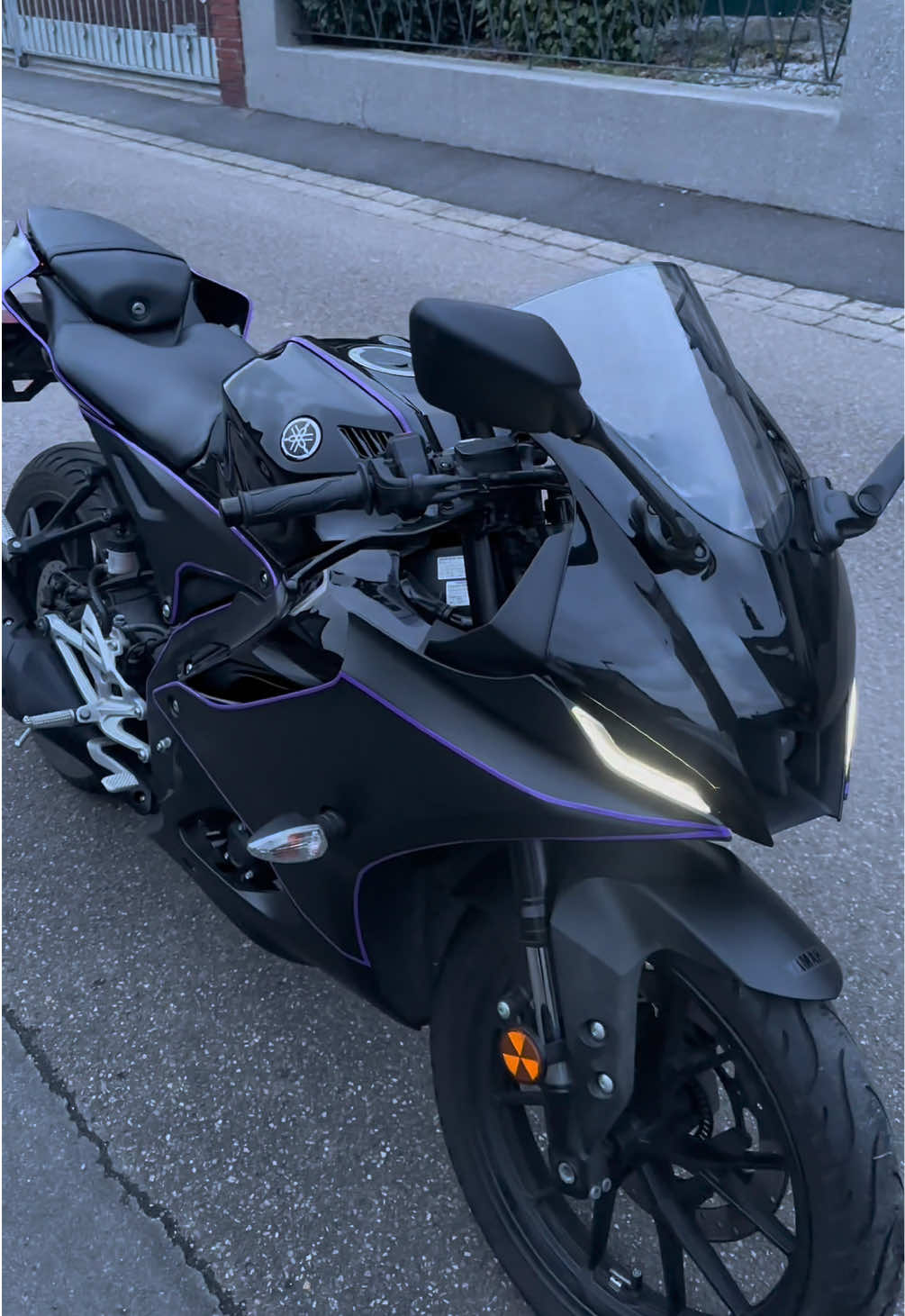 @Bikergirl