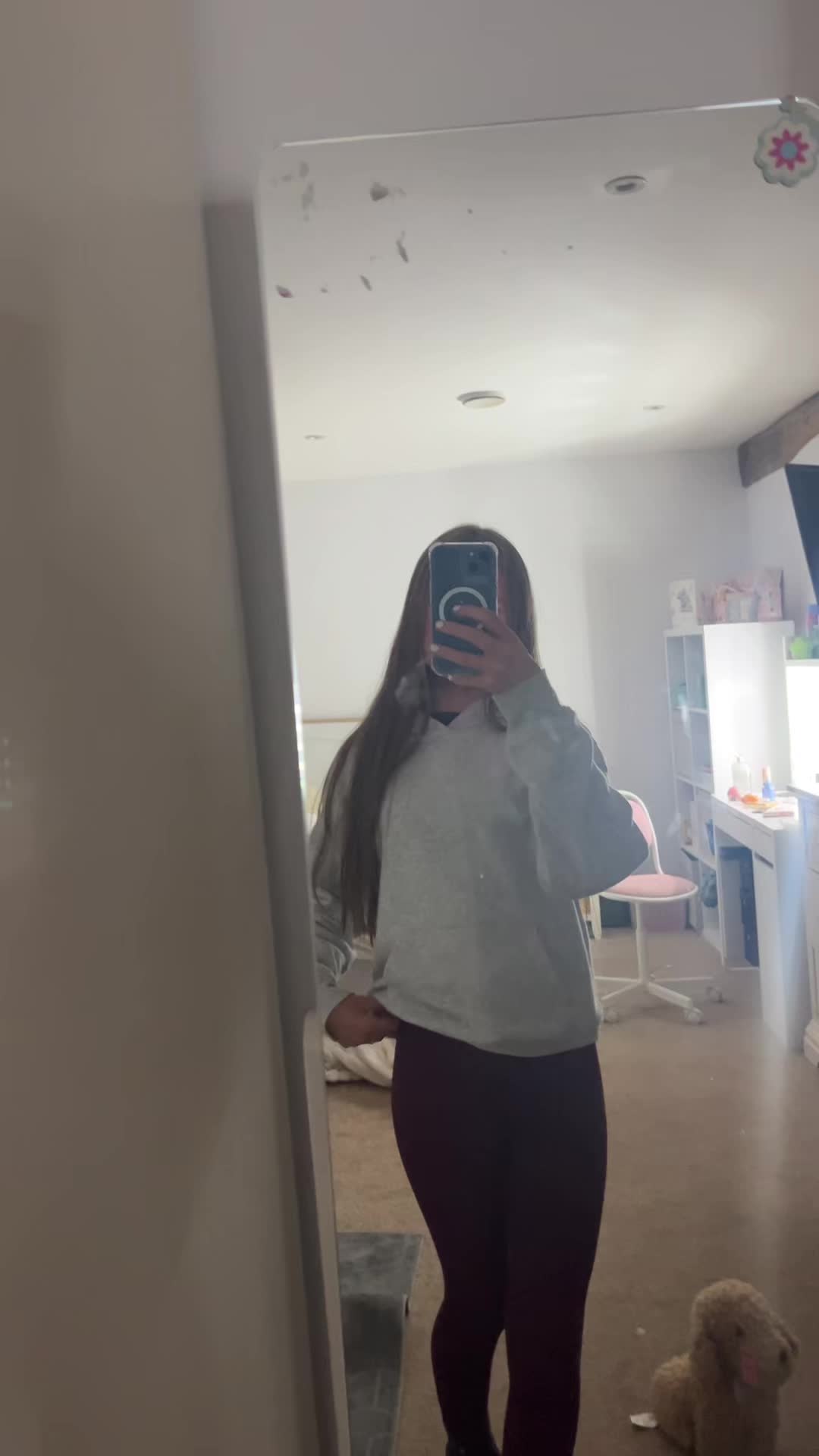 @𝐌𝐚𝐝𝐝𝐢𝐞💐🤍🌸