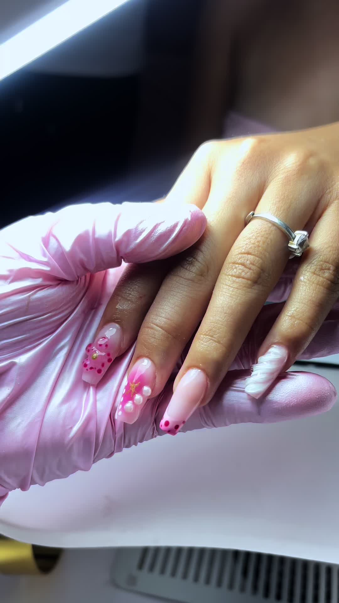 @Nicki7nailss_