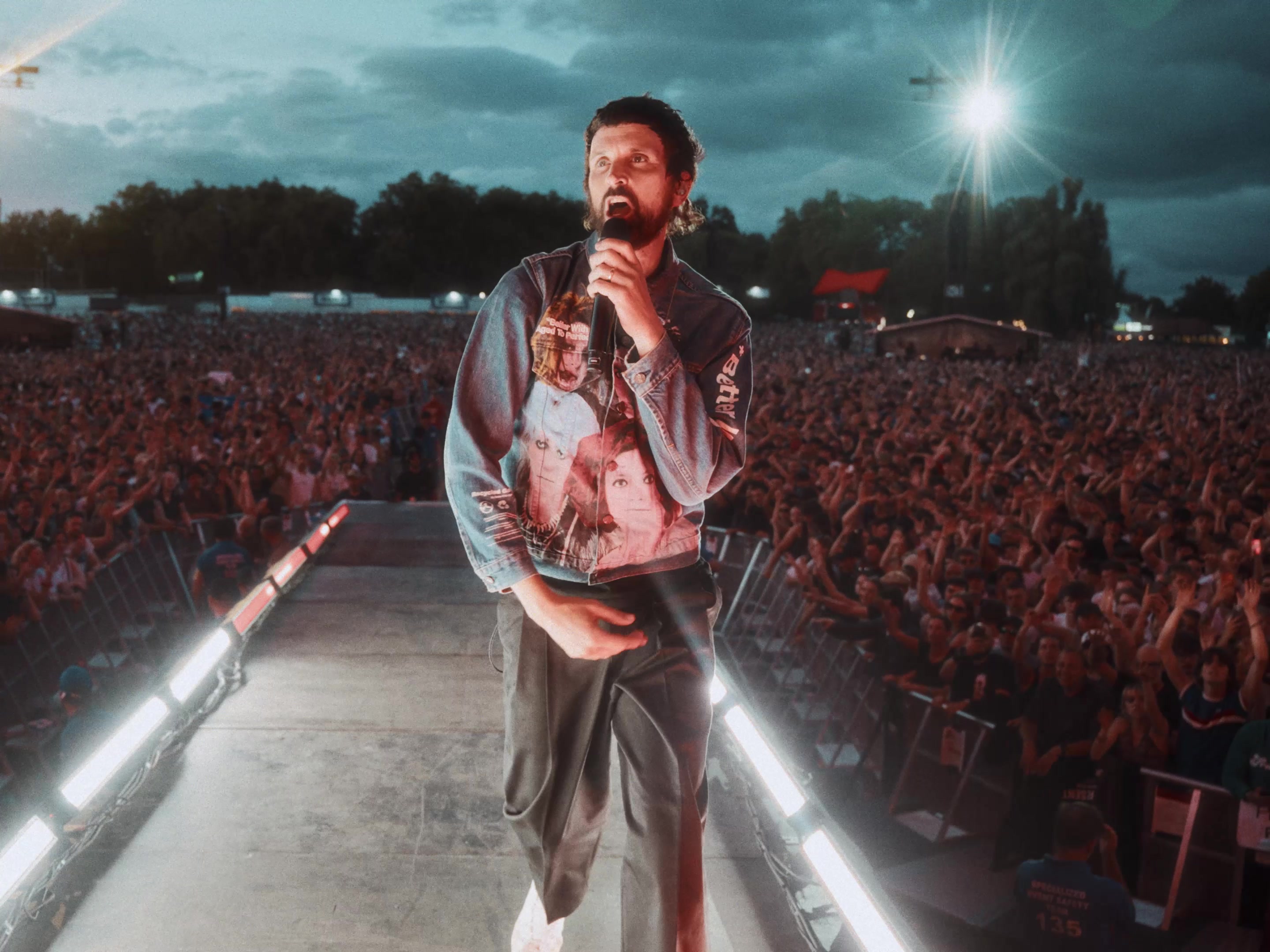 @Kasabian