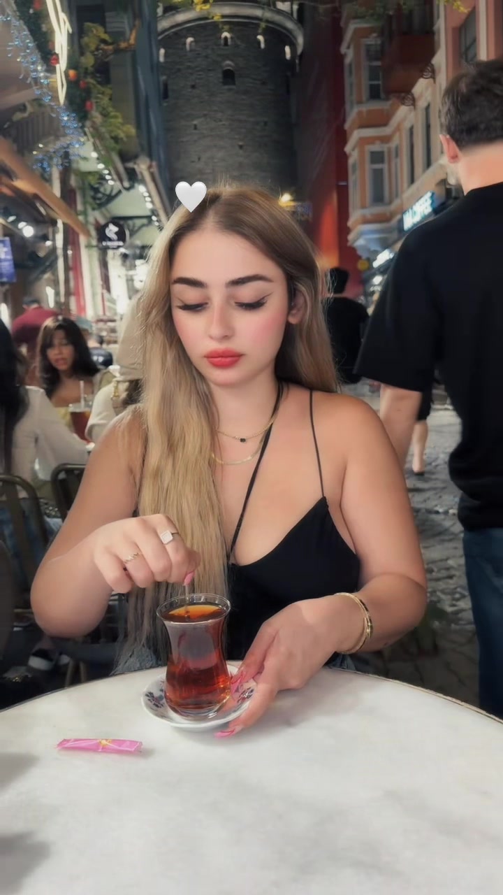 @ميمي الشريره 😈💸