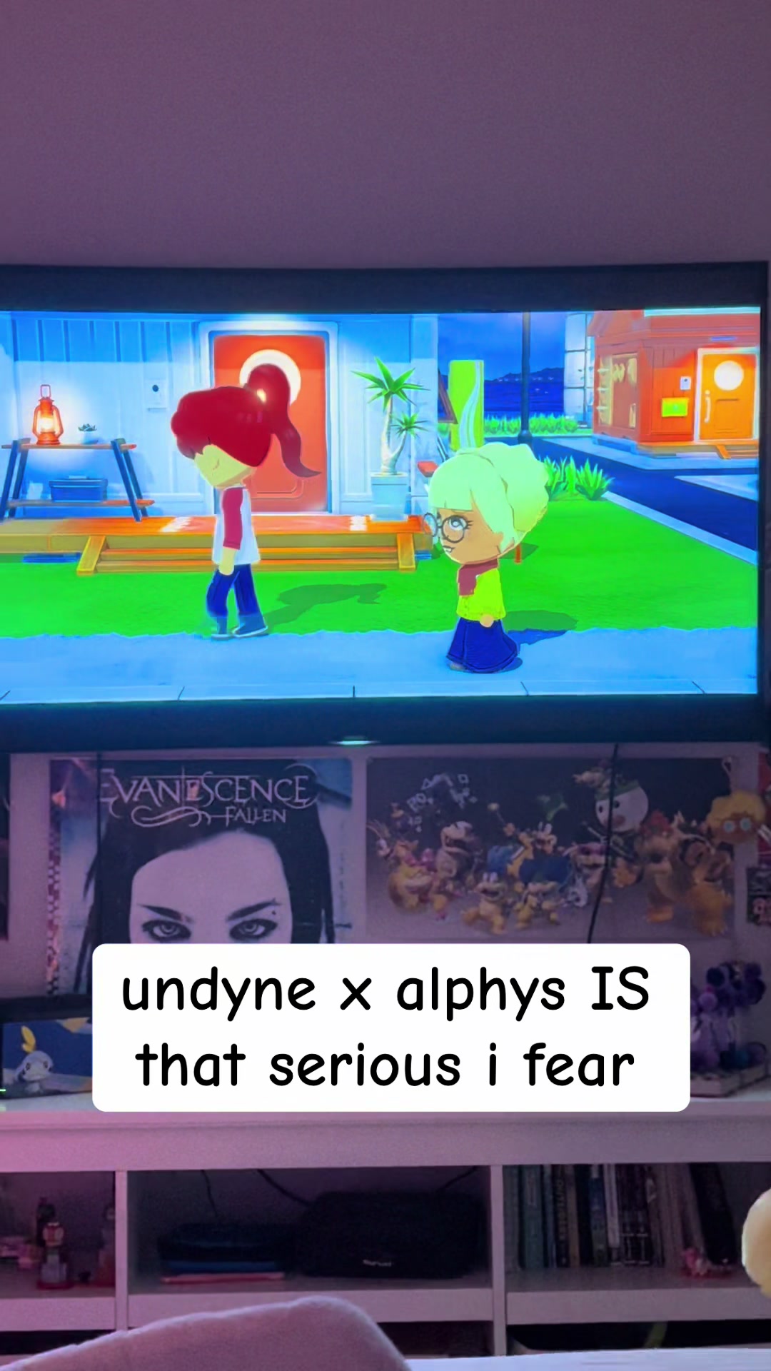 @zura/nicole || THE spraysh fan