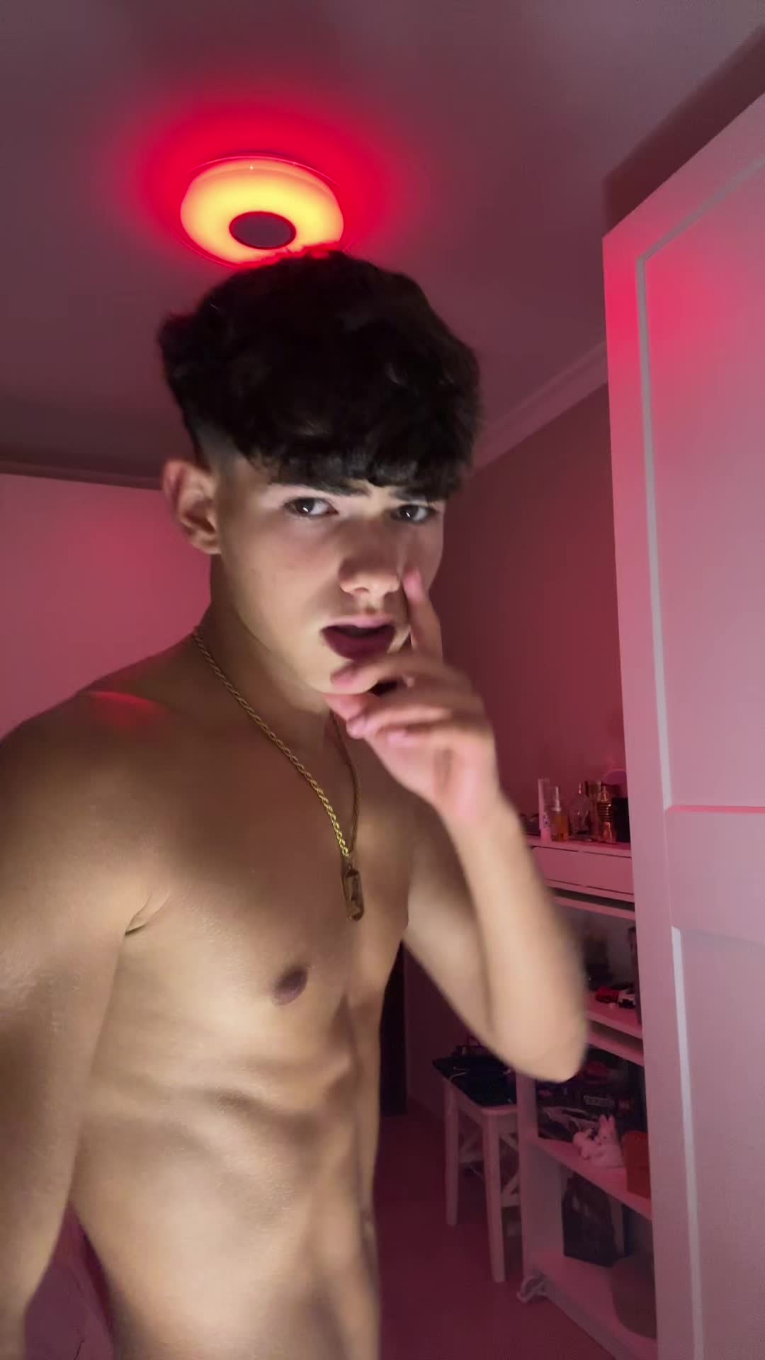 @aidanortizz
