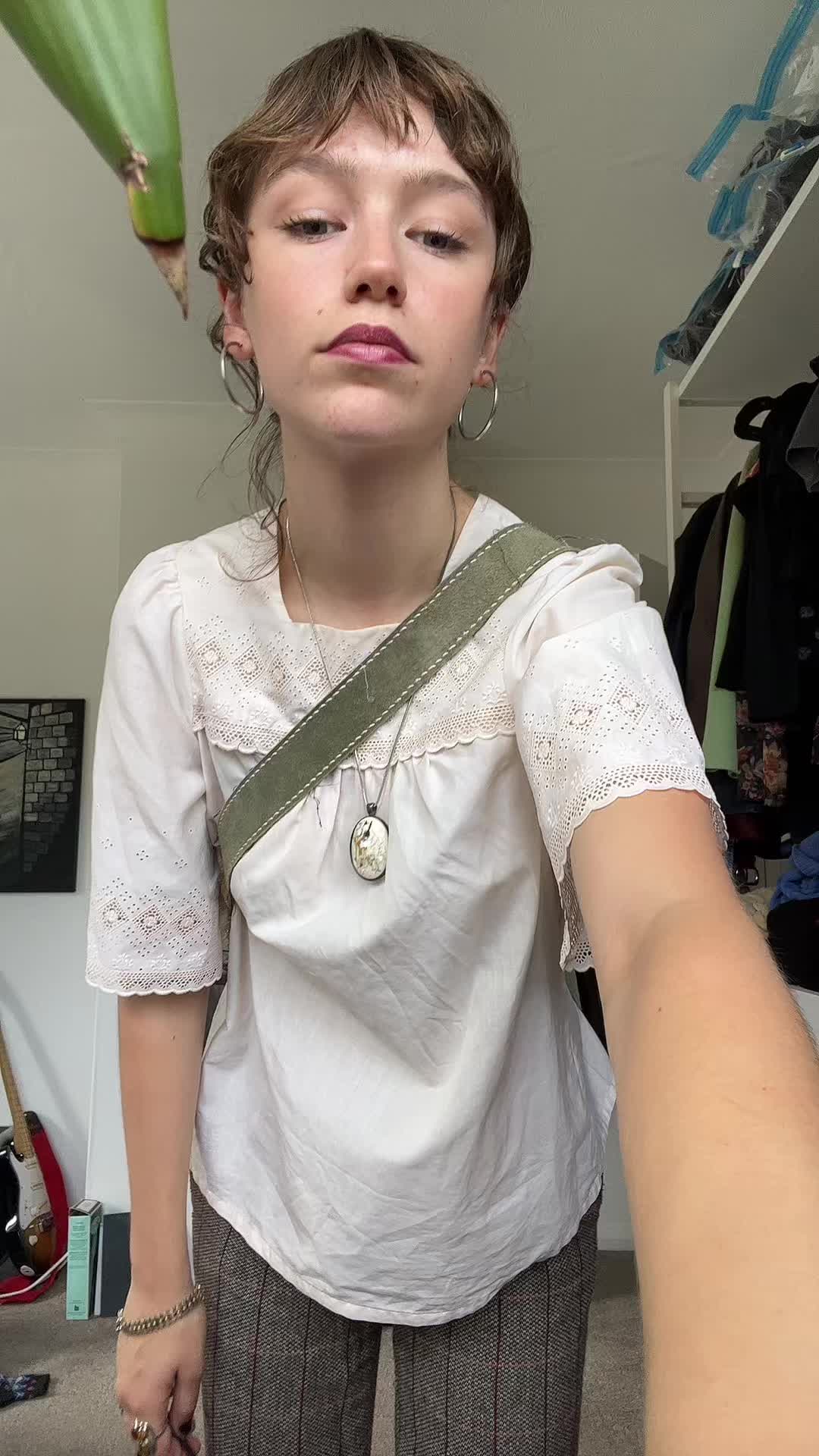 @Eloise🧝♀️