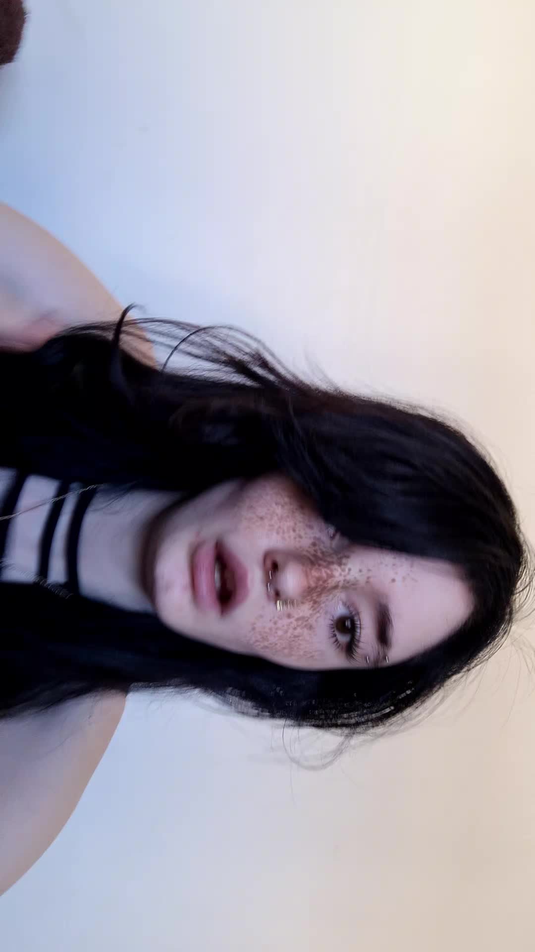 @𝓢𝓮𝓻𝓮𝓷𝓪 😈🖤💀☠️