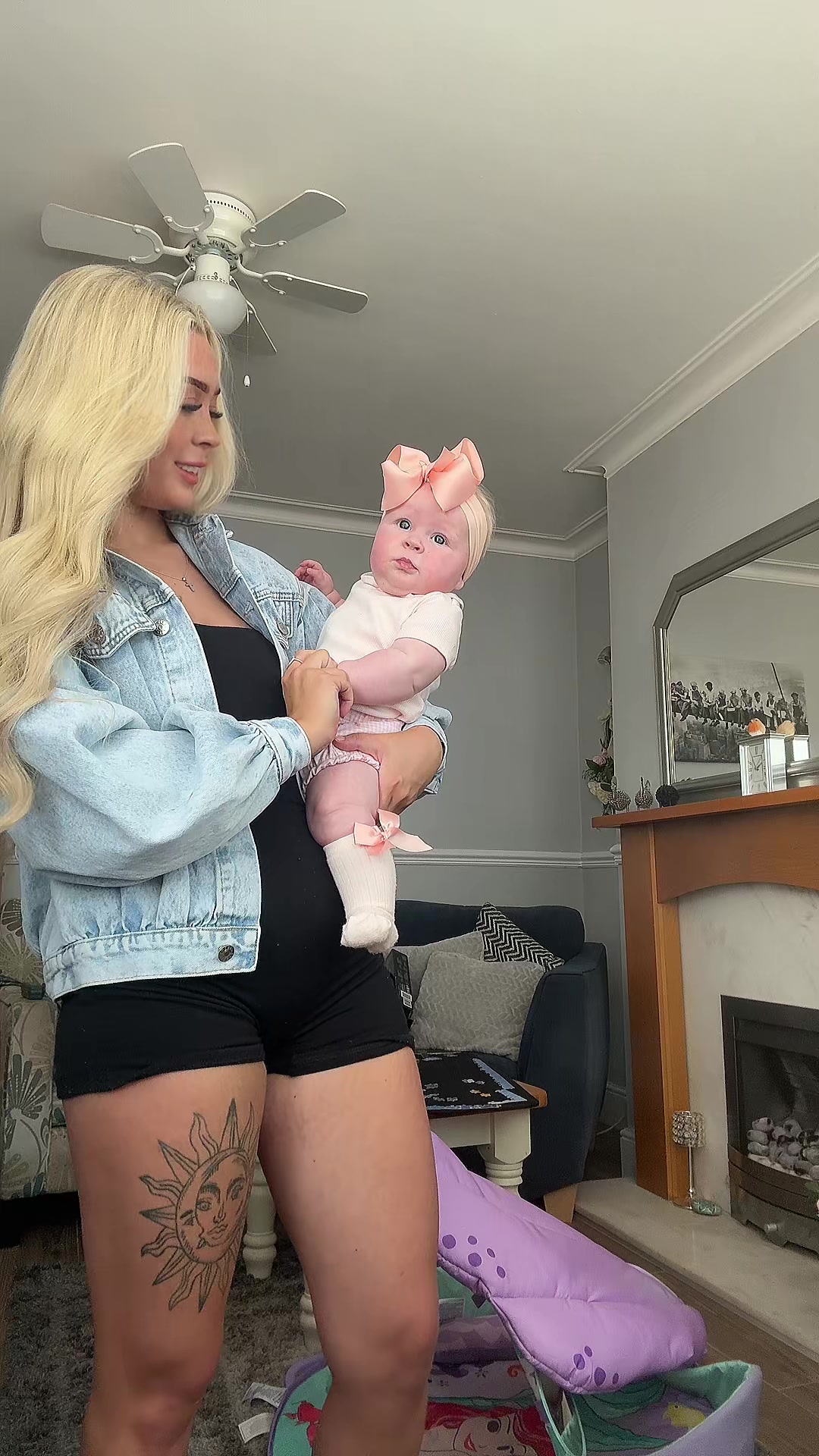 @𝒞𝑜𝓃𝓃𝒾𝑒-𝓁𝑜𝓊 🎀