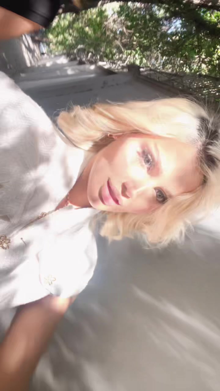 @nikazeratii