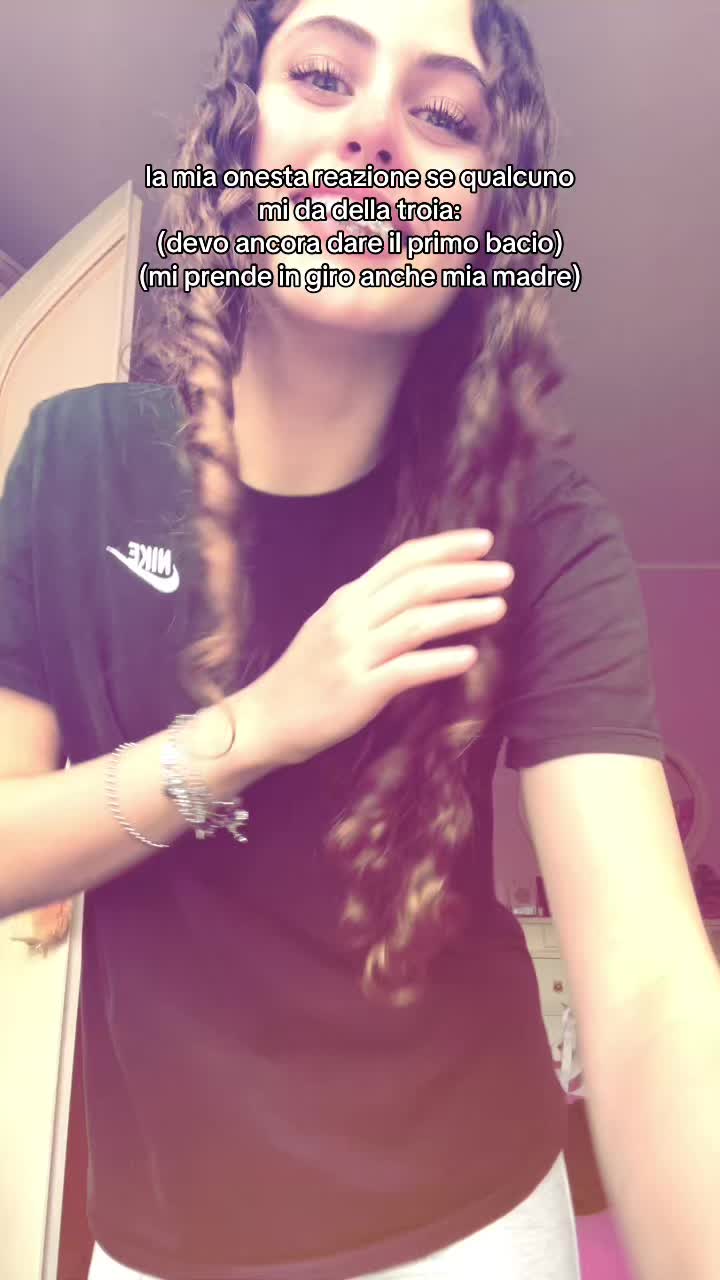 @μελι🌟