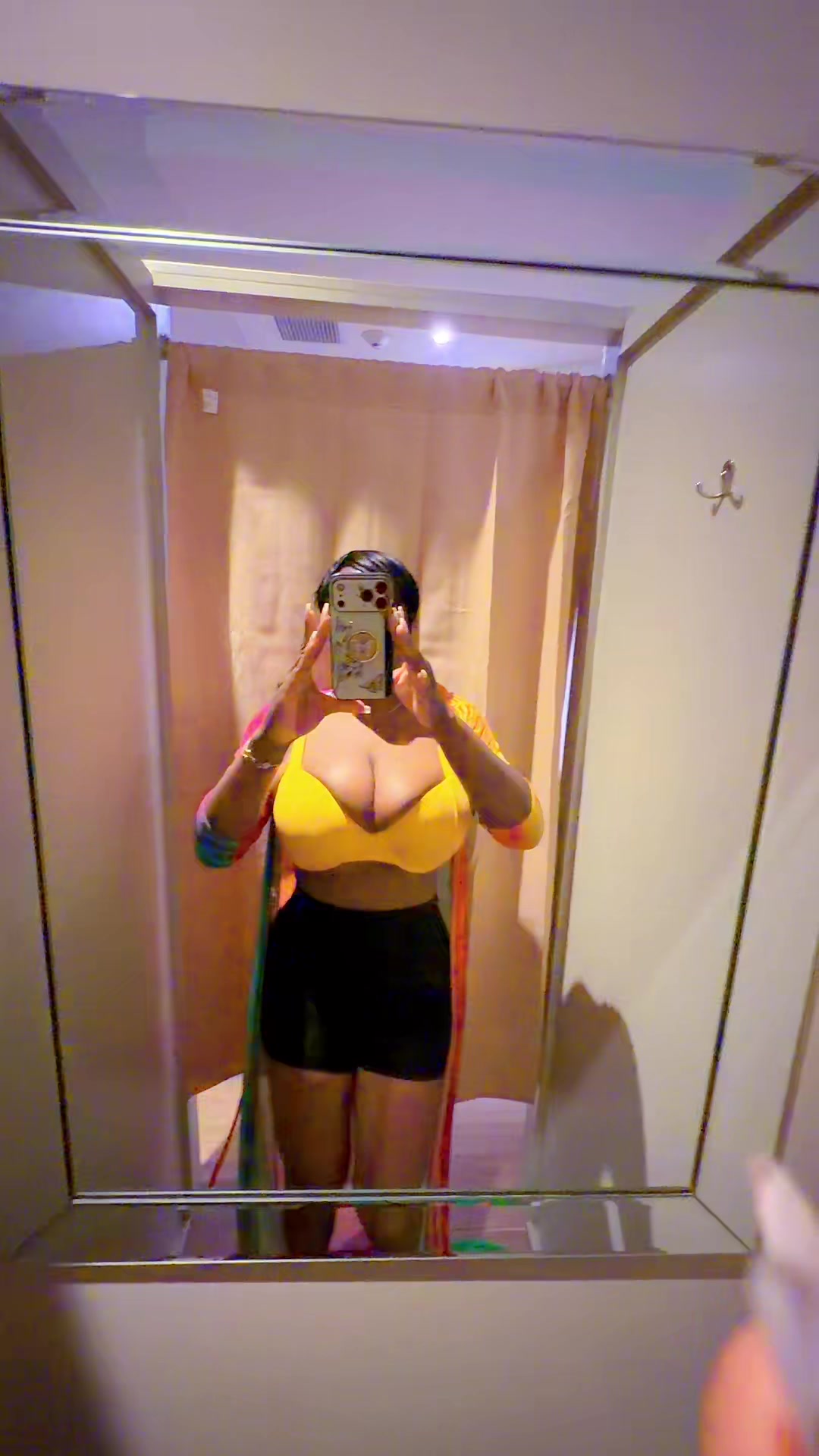@mimiubini