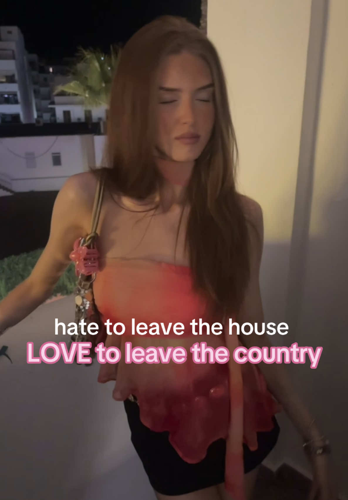 @katiebellyt