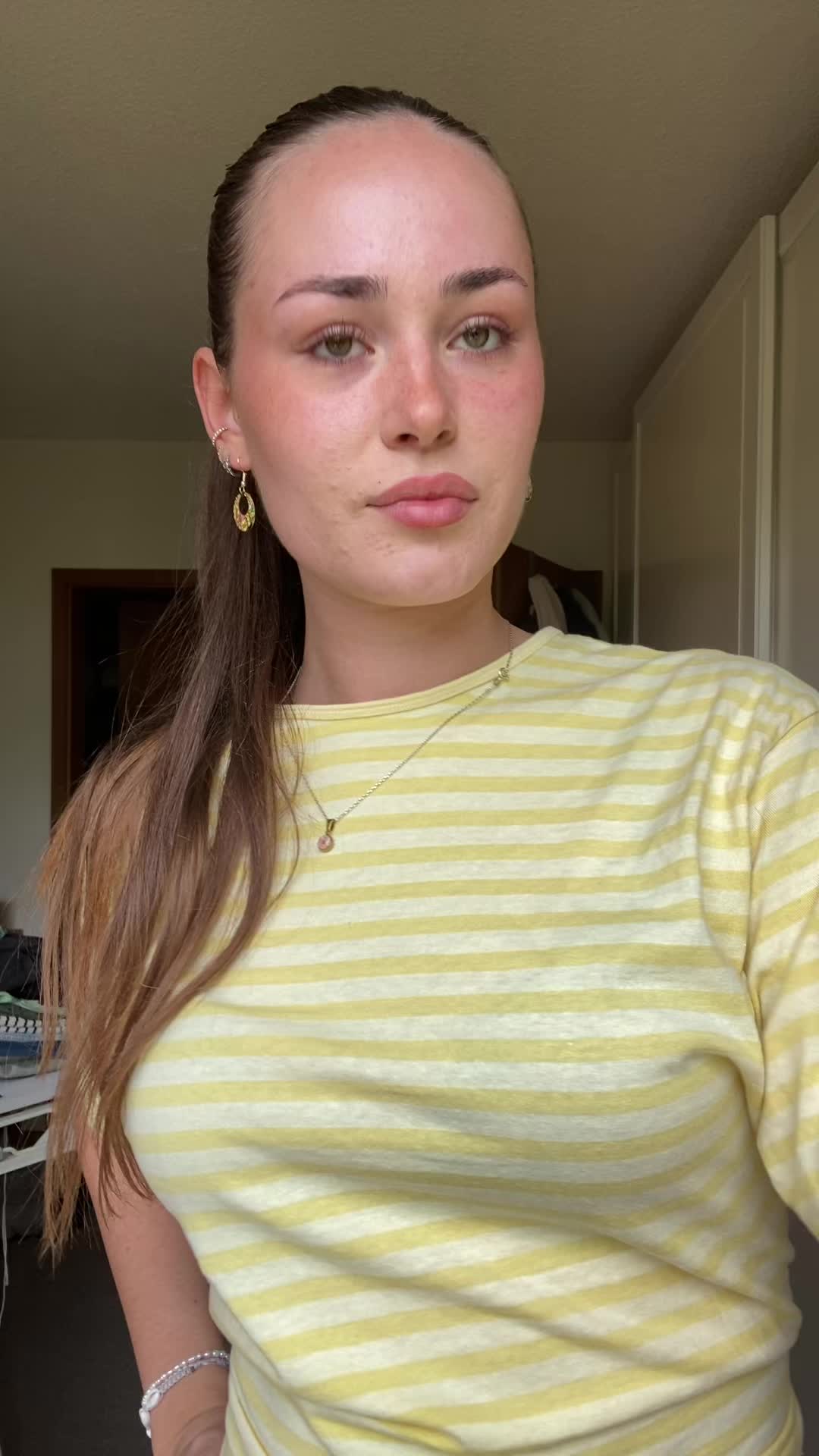 @Coraaaa