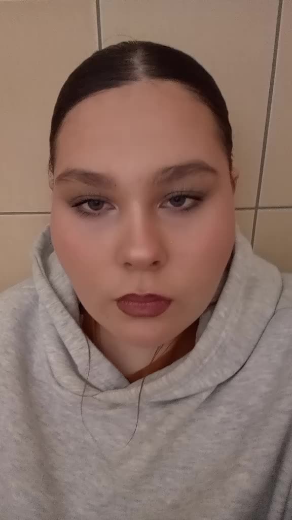 @Julina