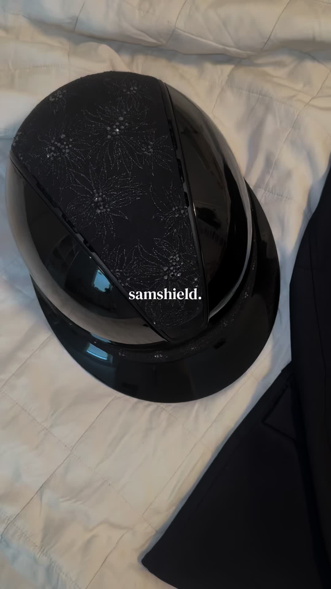 @ᴄʜᴀʀʟʏ✰