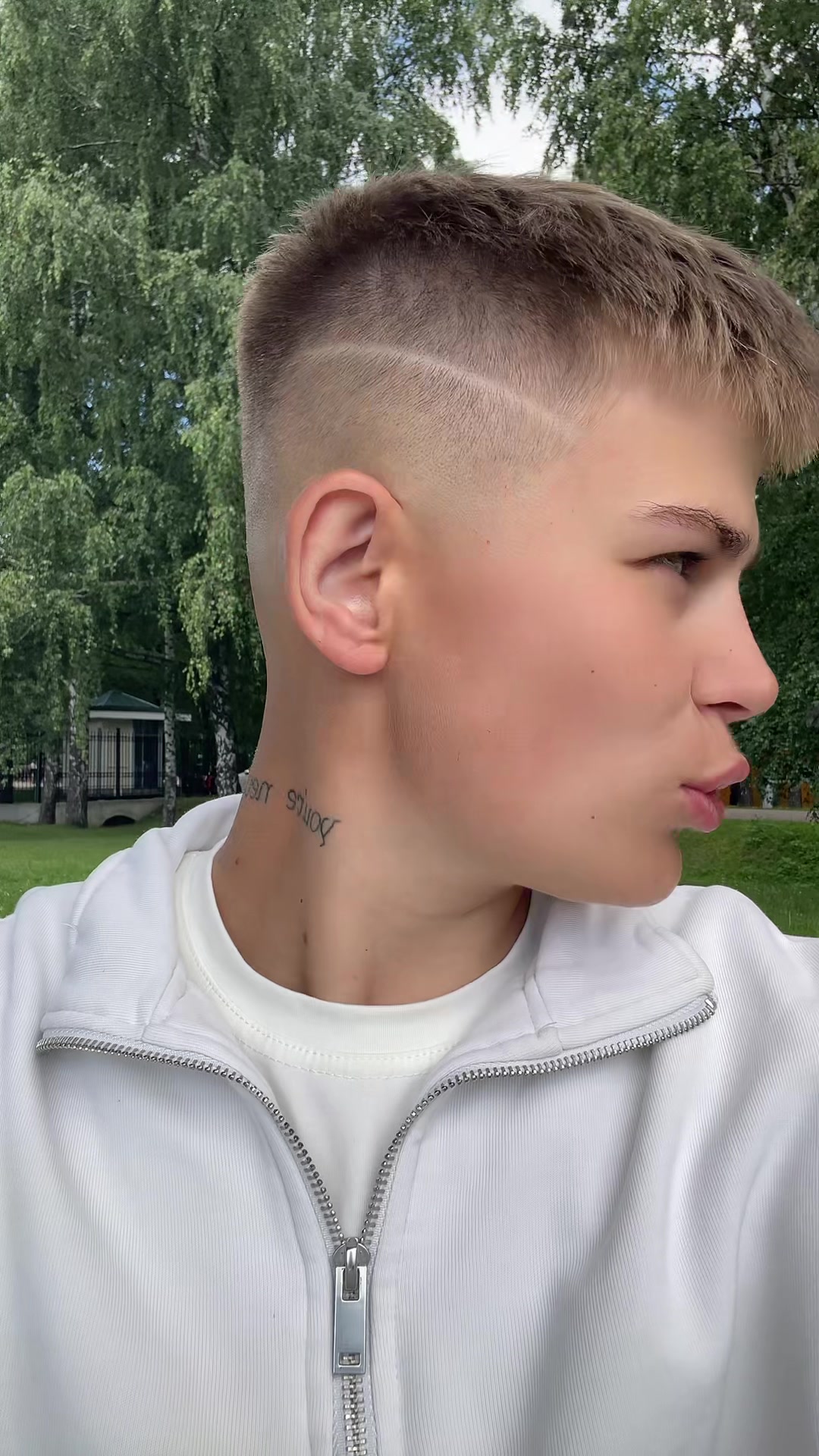 @Люда