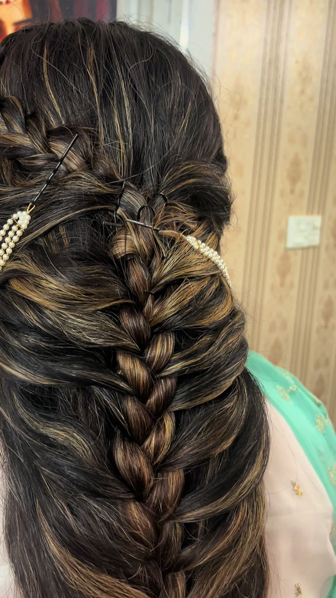 @Mirror beauty parlour ♥️