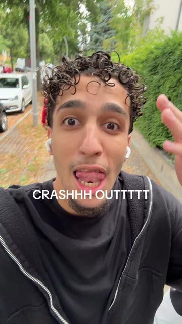 @momo