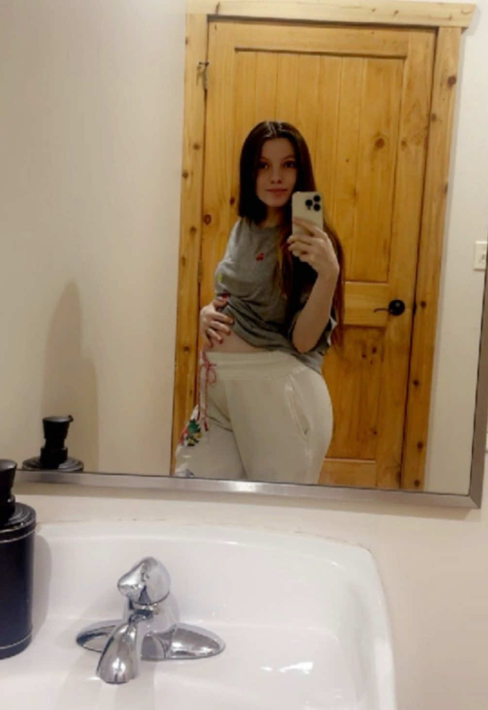 @airyanna sharkey🤑🤤