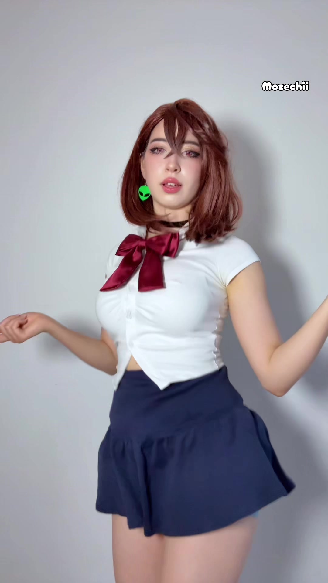 @Mozechii