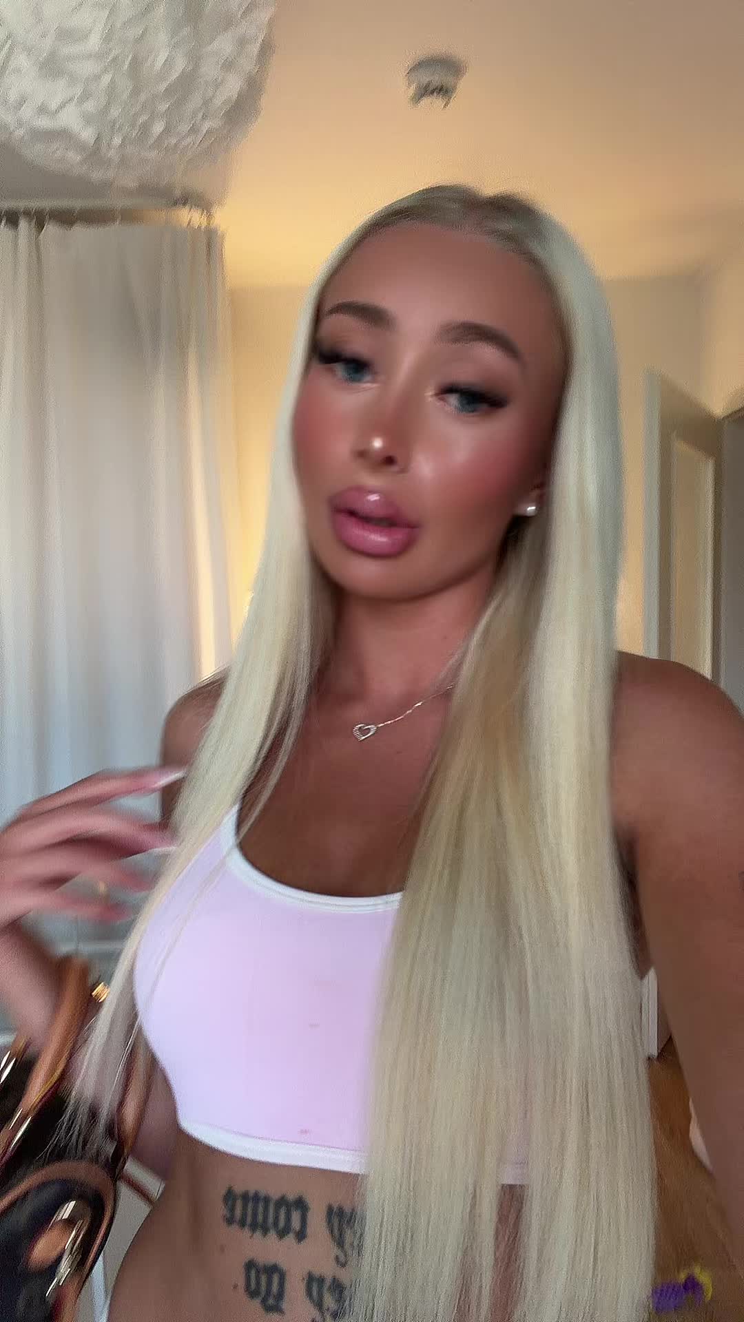 @charleen