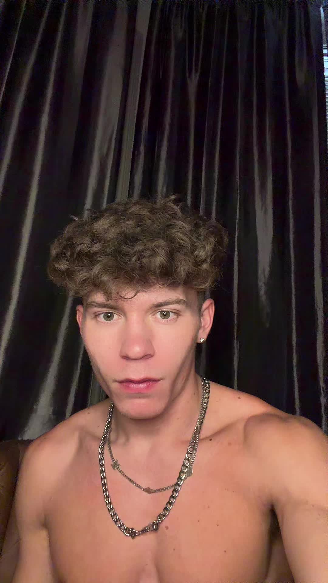 @drakevonx