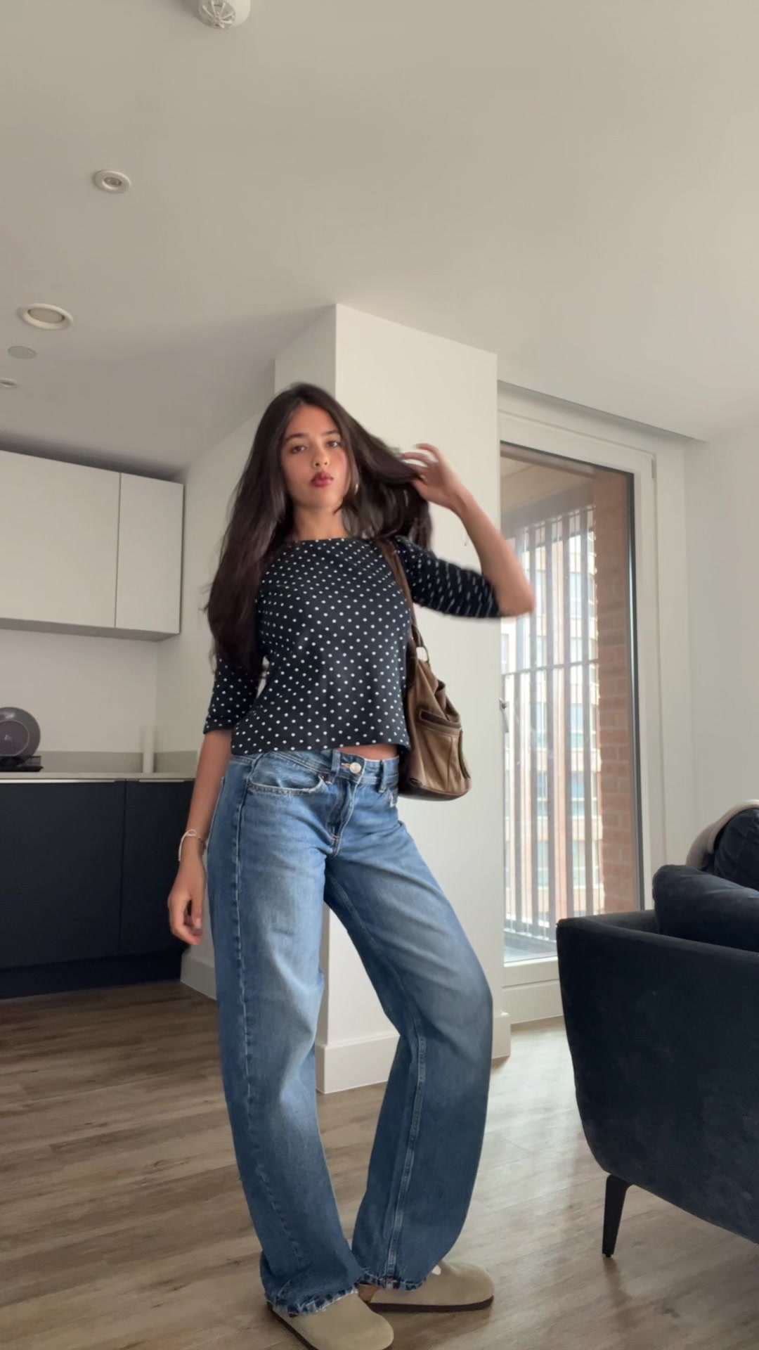 @amisha ⭑