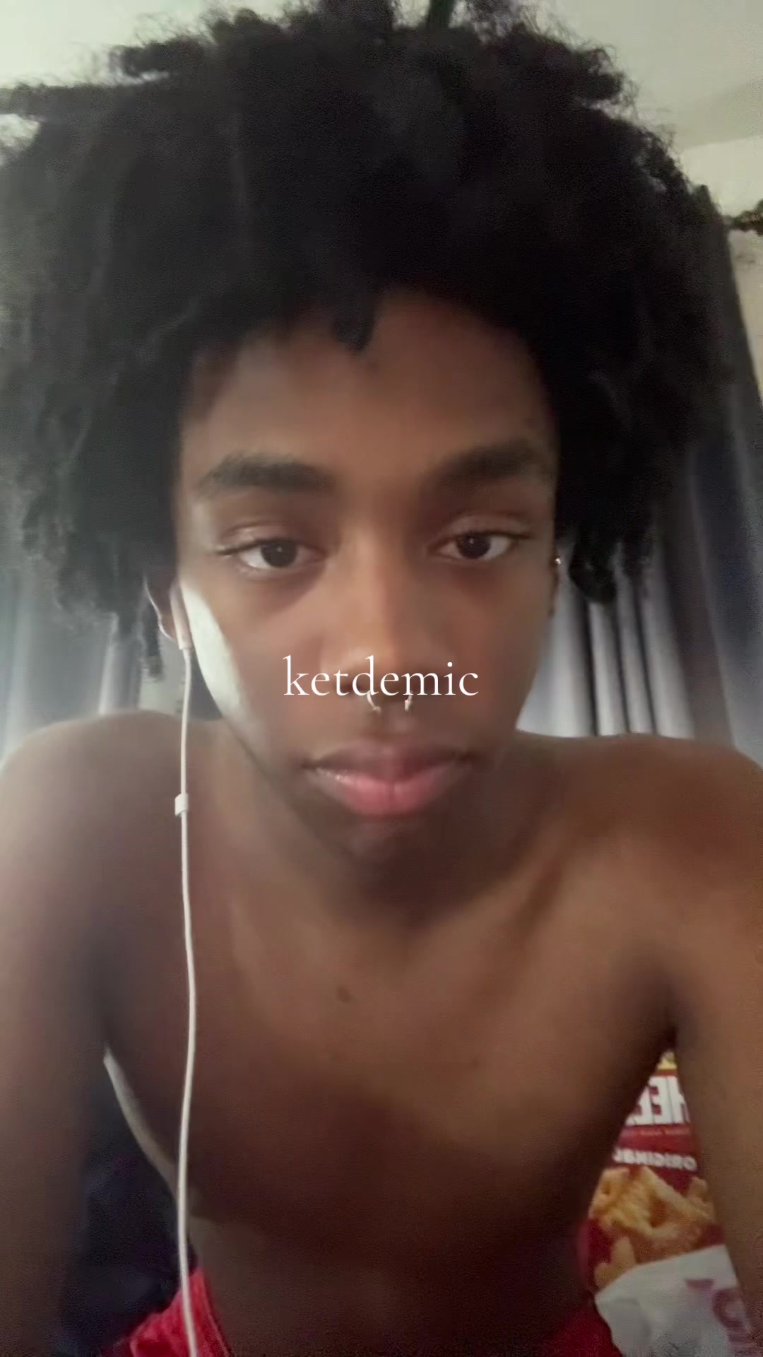 @skinnyblackemoteen