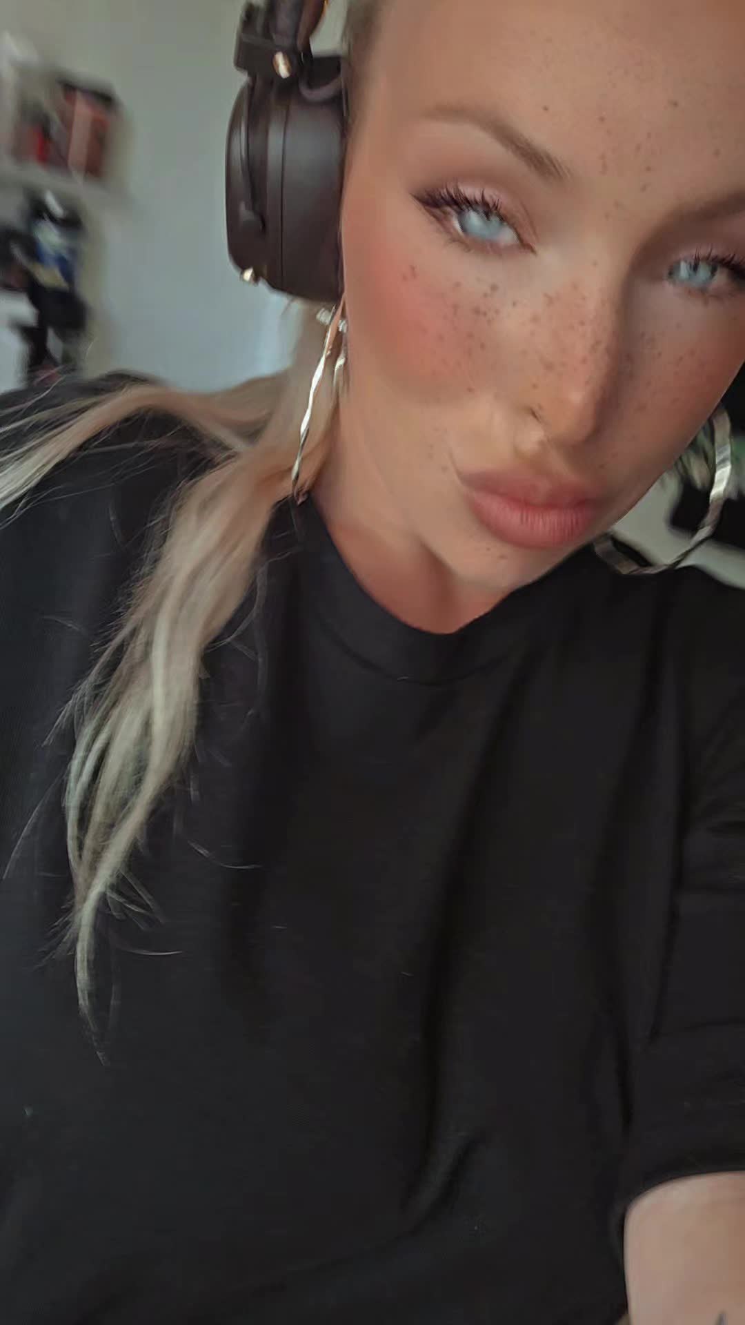 @Mileylon