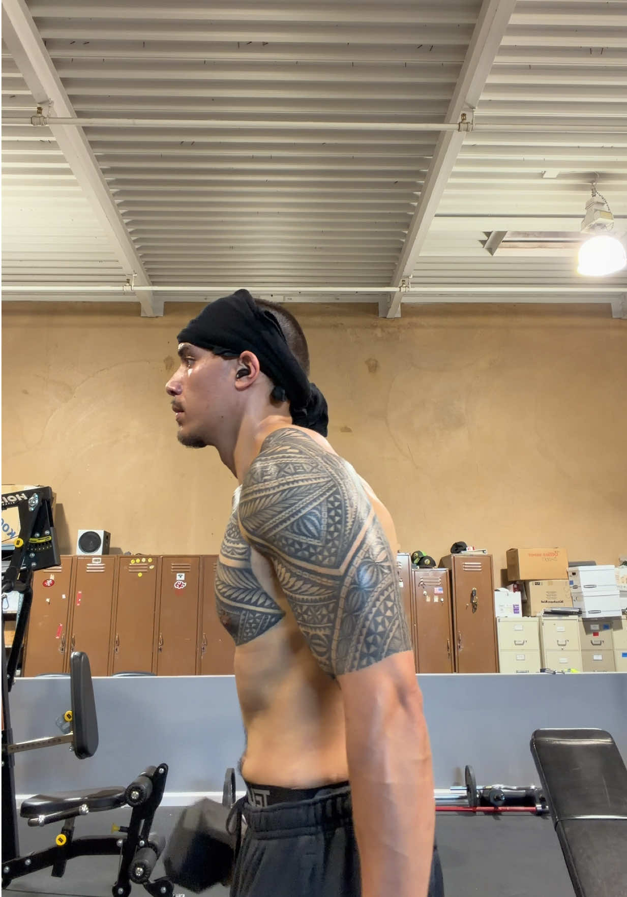 @Sneekz